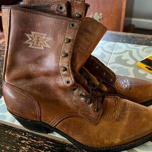 Size 10 western style Roper boot